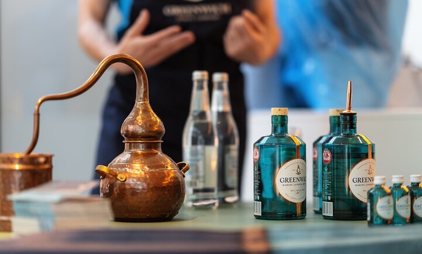 Image 2: London Private Gin Tasting and Masterclass