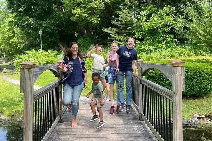 Saratoga Springs Scavenger Hunt Walking Activity - Primary Image