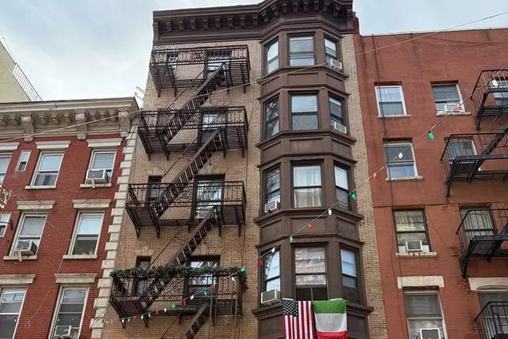 True Crime NYC: Mafia Walk w/Ret. NYPD Detective and Local Food