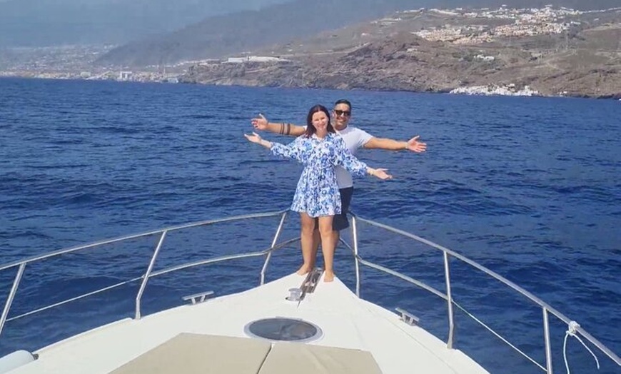 Image 3: Tour privado en barco para parejas con todo incluido y pernoctación