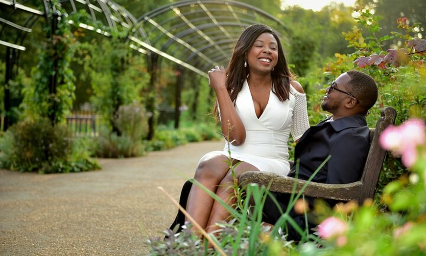 Image 2: Exclusive Private Photography Tour in London