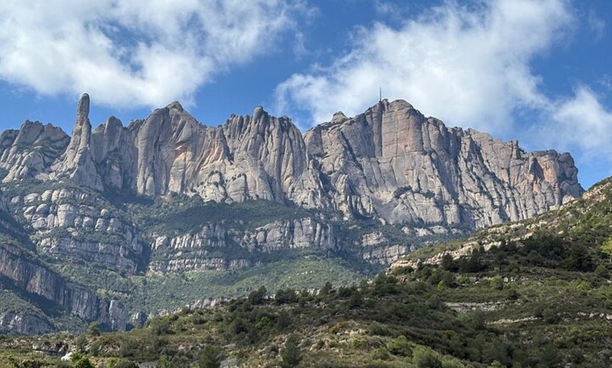 Image 7: Viaje temprano a Montserrat con senderismo, abadía, grupo muy pequeño
