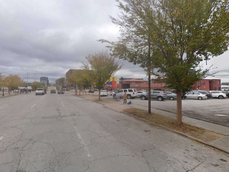 Parking at 315 S Detroit Lot