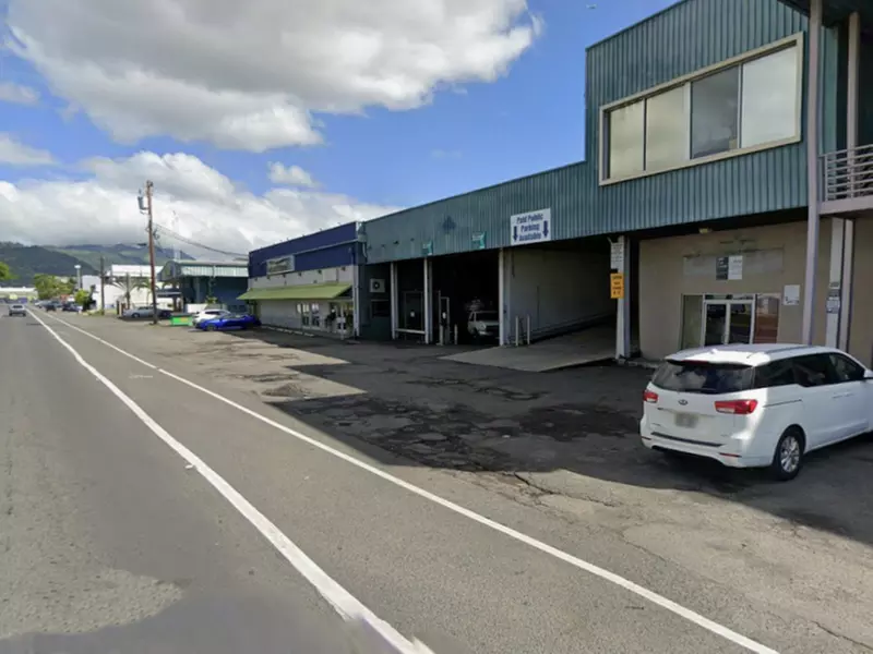 Parking at [H393] Sand Island Lot - Primary Image