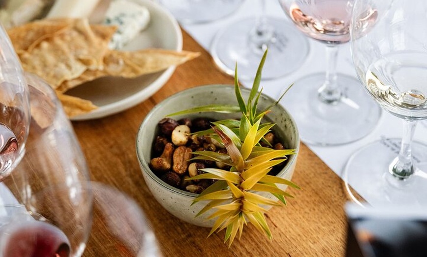 Image 3: Group Tasting Experience