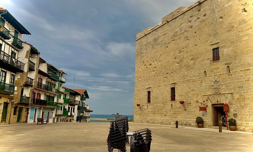 Image 4: Visite en soirée à Hondarribia: Charme Basque & Pintxos de Biarritz