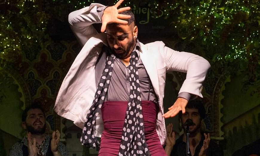 Image 23: Espectáculo flamenco y menú especial en Torres Bermejas de Madrid