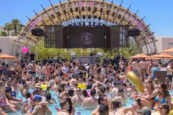 Epic Pool Party Tour by Party Bus - Primary Image
