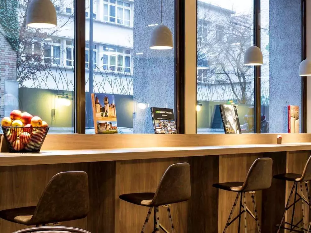 ✈ FRANKREICH | Paris - Ibis Paris Alesia Montparnasse 3*, 1 Nacht -...