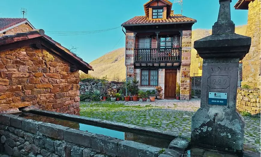 Image 3: Tour Barcena Mayor y Carmona desde Santander Grupos Reducidos