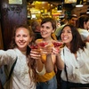 Image 2: Barcelona por la noche: Excursión privada con tapas locales y bebidas