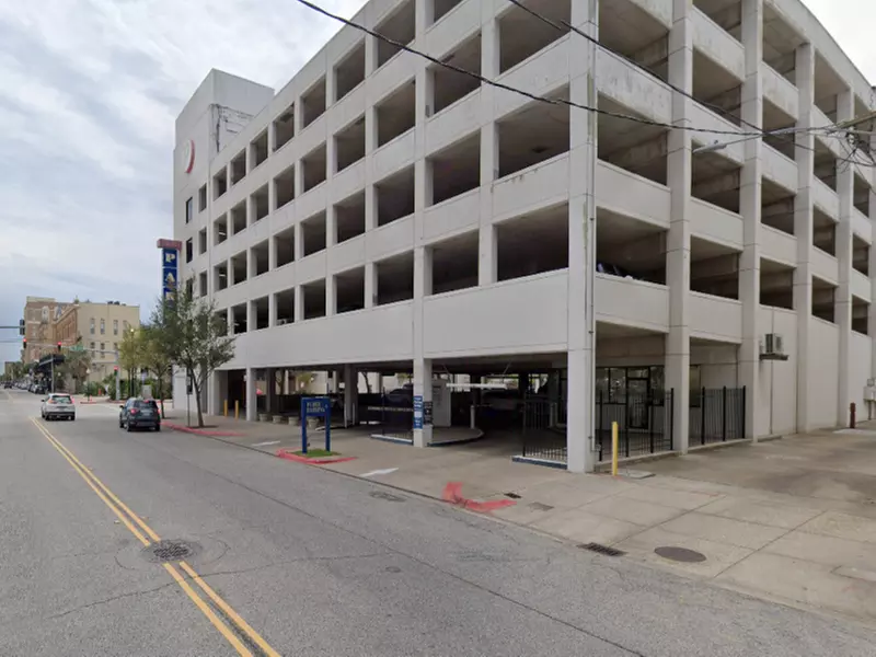 Parking at 2100 Market St. Garage: Cruise Ship Parking Available