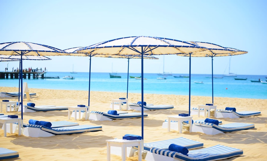 Image 14: ✈ ILE DE SAL | Santa Maria - Hotel Morabeza 4*, 5 nuit - Bord de mer