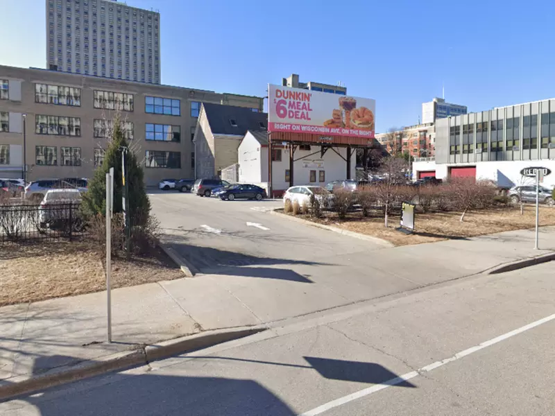 Parking at Lot 1300