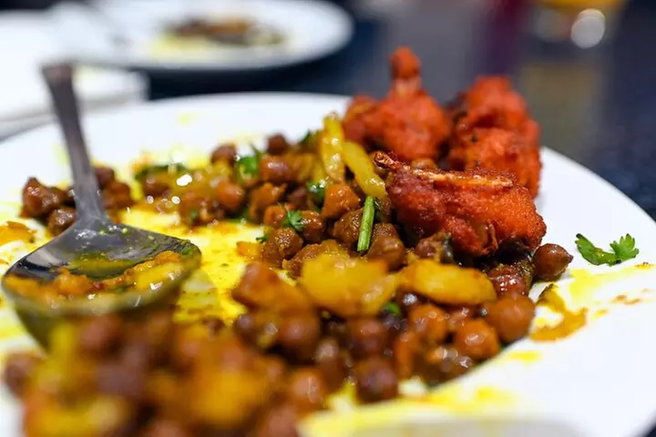 East London Indian Food Tour with 8+ Authentic Food Tastings