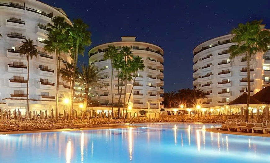Image 83: ✈ GRAN CANARIA | Playa del Ingles - Hotel Servatur Waikiki 3* - Śni...