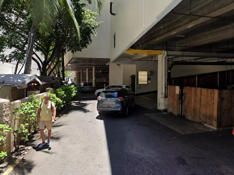Parking at Waikiki Center Garage