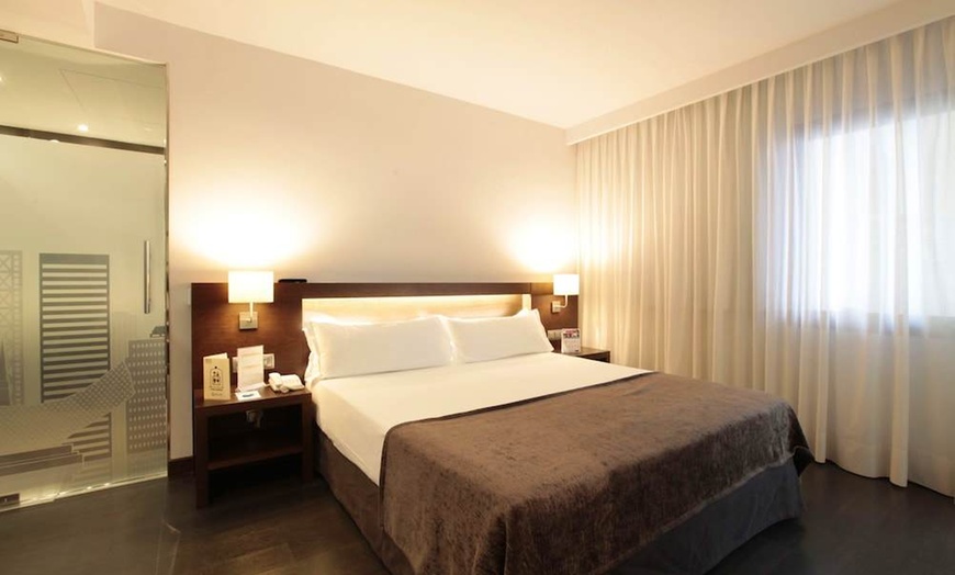 Image 4: ✈ SPAGNA | Barcellona - Hotel Concordia Barcelona 4* - Piscina sul ...