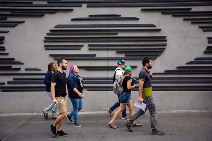 The NYC Backpacker Tour
