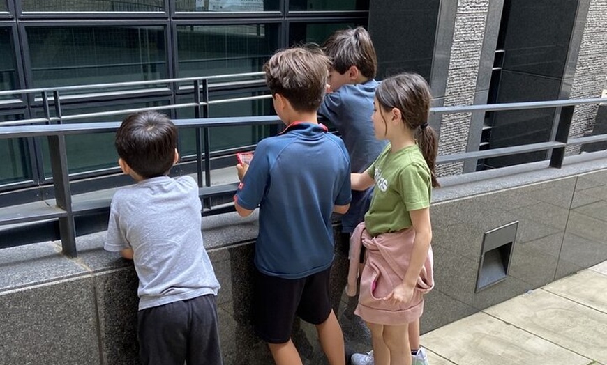 Image 8: Medieval London Self-Guided Tour for Kids and Families in English