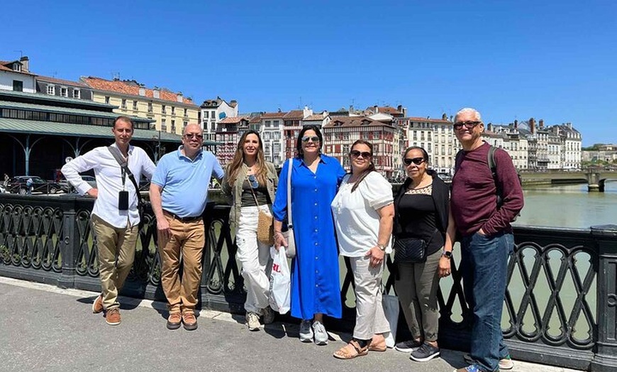 Image 2: Bayonne visite guidée pédestre en groupe privé