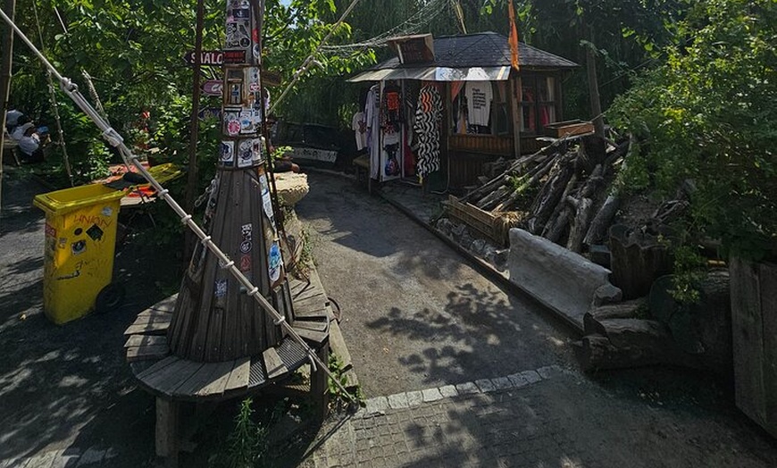 Image 3: Shared Underground Party Tour am Tag in Berlin