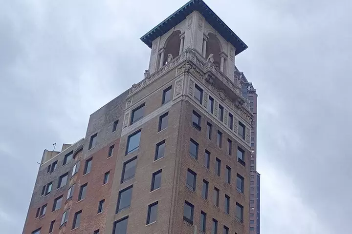 Peachtree Street Tour (The Main Artery)