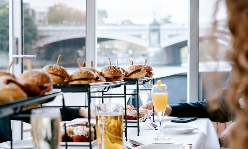 Image 4: Bottomless Brunch Afloat in Melbourne