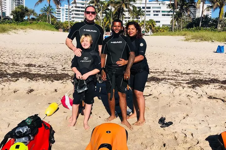 90-Minute Snorkel & Seabob Underwater Guided Reef Tour in Fort Laud...