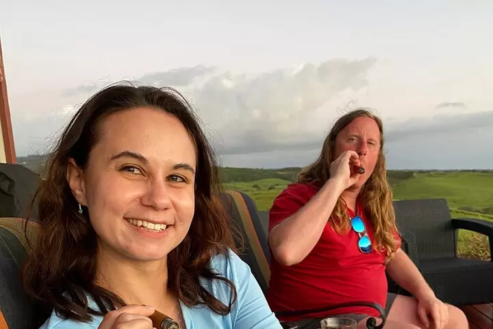 Enjoy Sunset with a Fine Cigar in Hawi