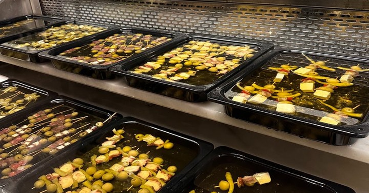 Tour gastronómico de pintxos madrileños en Madrid