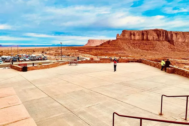 Monument Valley Extended Backcountry Tour