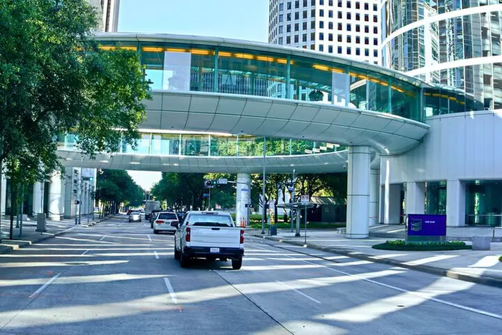 75 Min Best of Houston tour Small-Group