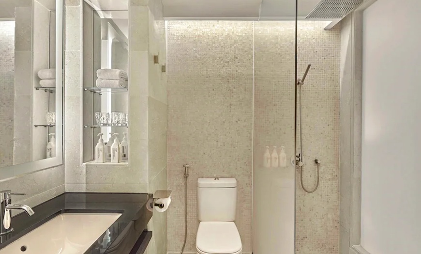 Image 7: ✈ SINGAPORE - Vibe Hotel Singapore Orchard 4* - Piscina esterna