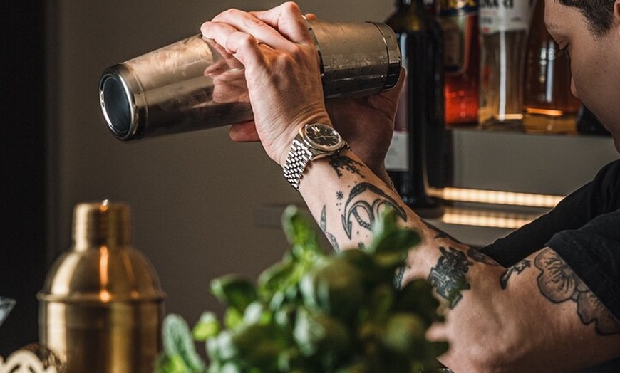Image 2: Italian Cocktail Making Class in Central London