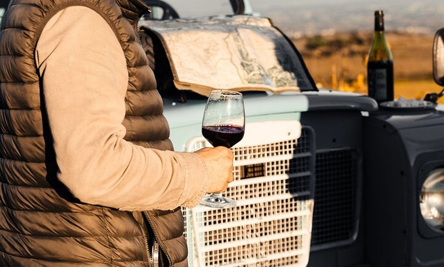 Image 2: Excursion privée d'une journée de vin d'hiver dans le Beaujolais et...