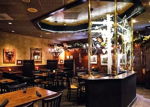 5% Cash Back at V's Italiano Ristorante