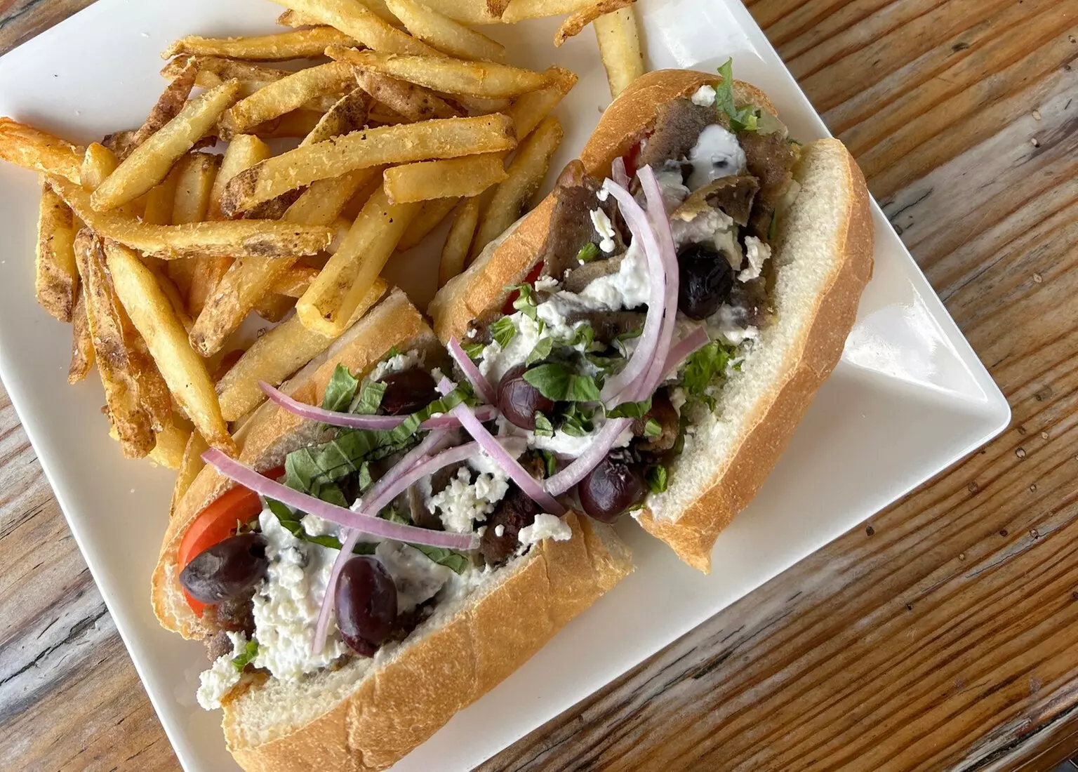 $15 For $30 Worth Of Award Winning Pizza, Italian Cuisine & Beverage