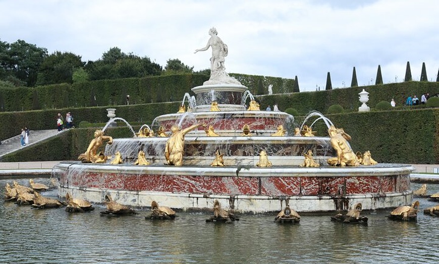 Image 5: Visite privée de GuiDEd au Château de Versailles avec Jardins
