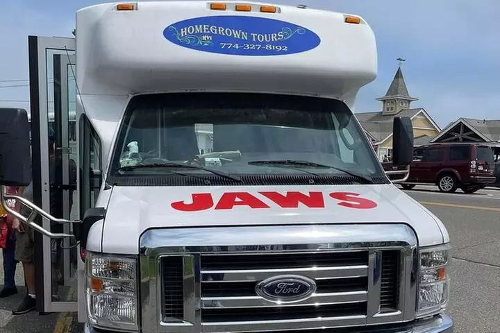 Martha Vineyard Bus Tour - Primary Image