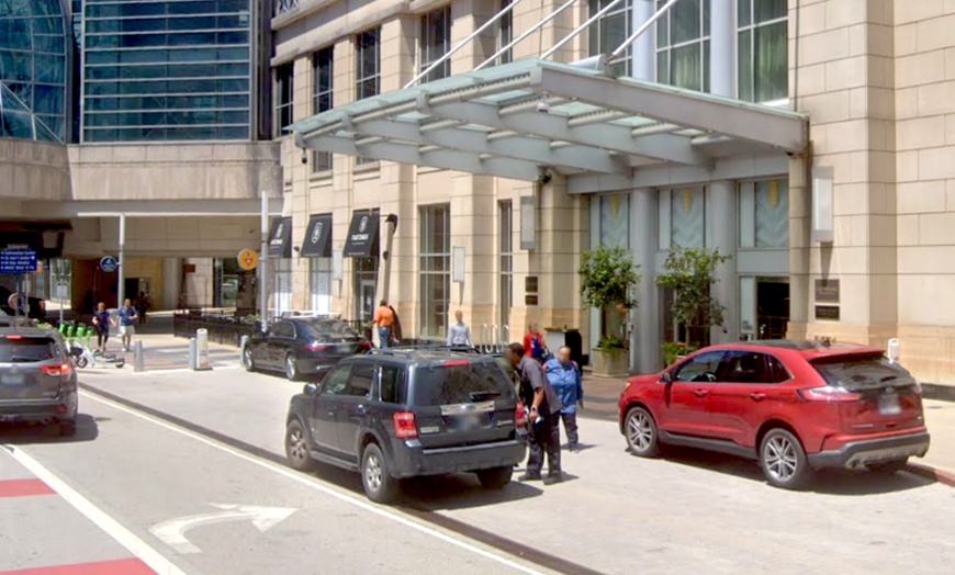 Image 2: Parking at Conrad Indianapolis - Valet Kiosk