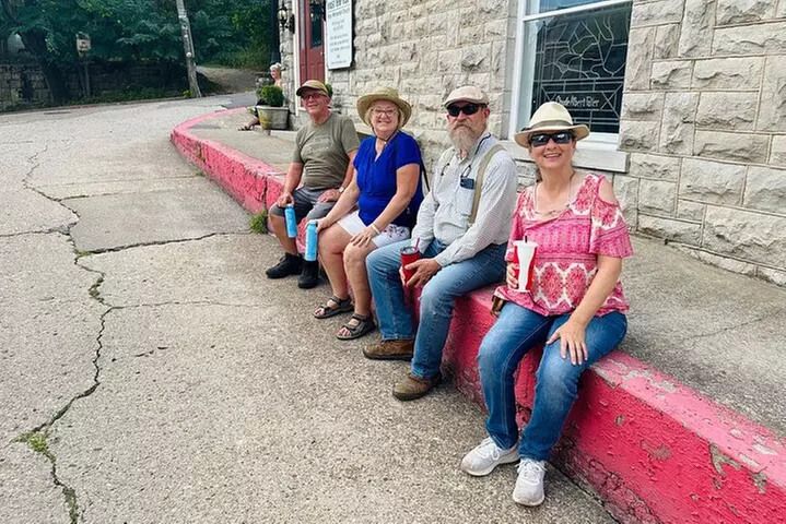 70-Minute Guided Downtown Eureka Springs Walking Tour