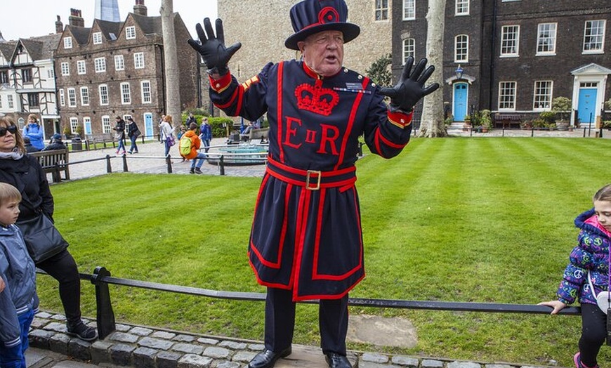 Image 8: Exclusive Beefeater Meet & Greet at the Tower of London