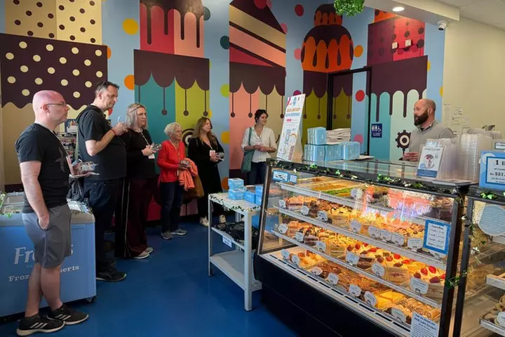 Arts District Eats: Food, Art & Culture Walking Tour in Las Vegas