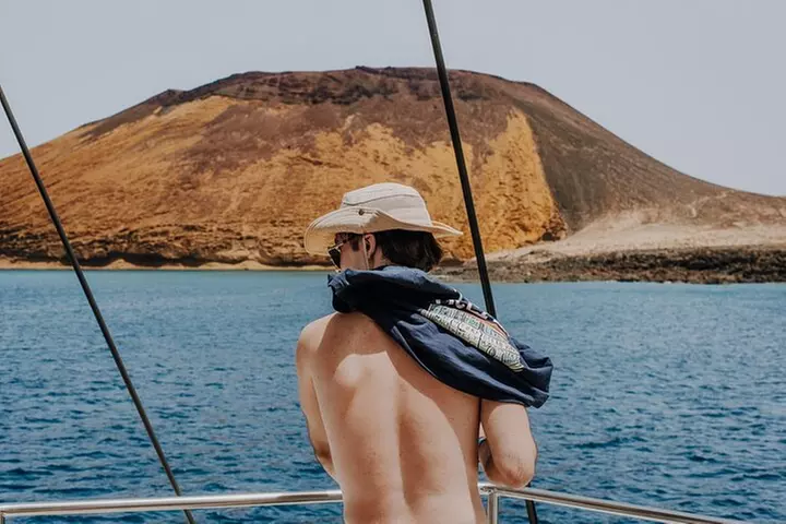 Excursión en catamarán a la isla de La Graciosa