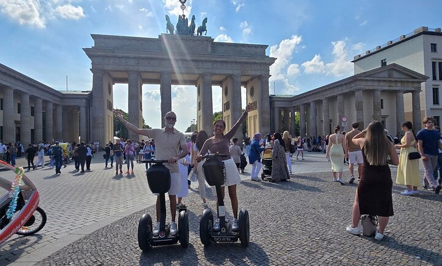 Image 9: Berlin : Einzigarte Segway Tour - Zeitreise durch die Hauptstadt