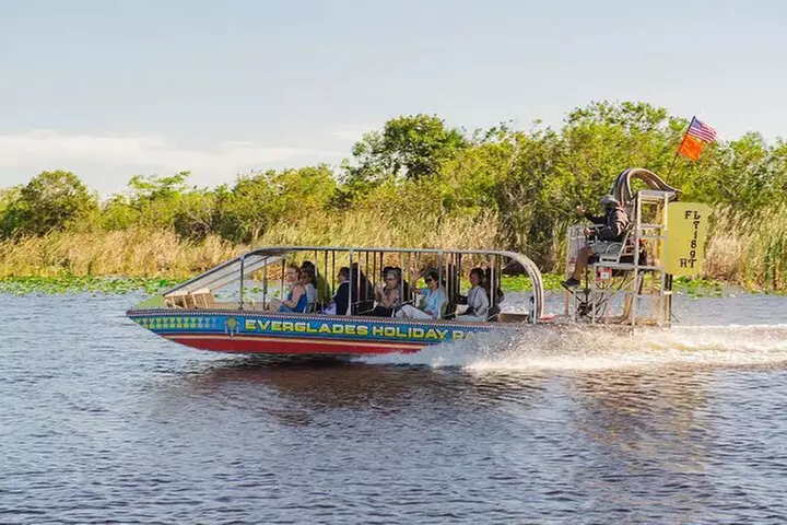 Miami and Everglades Adventure: Airboat & Bay Cruise Combo