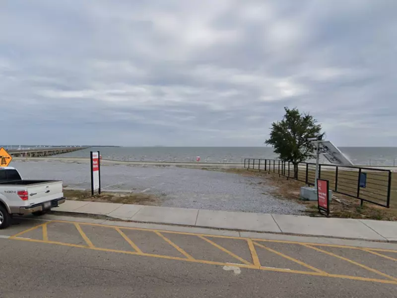 Parking at South Beach Lot - P5801