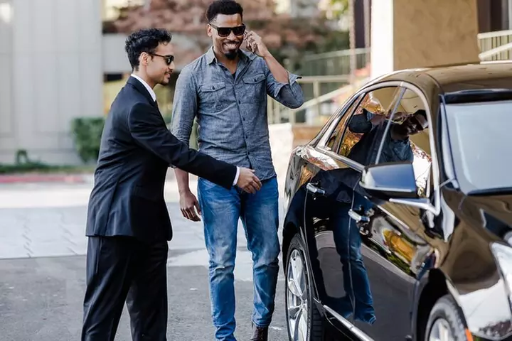 Private One Way Transfer to or from Orlando - Second Medium