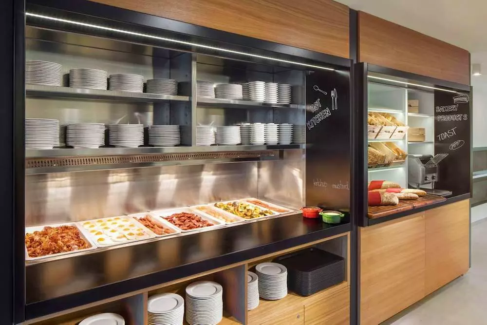 ✈ REPUBLIKA CZESKA | Praga - Comfort Hotel Prague City East 3*, 2 n...